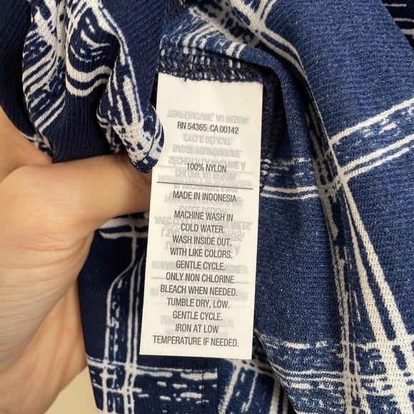 Nygard tunic button down navy plaid large - Picture 4 of 4